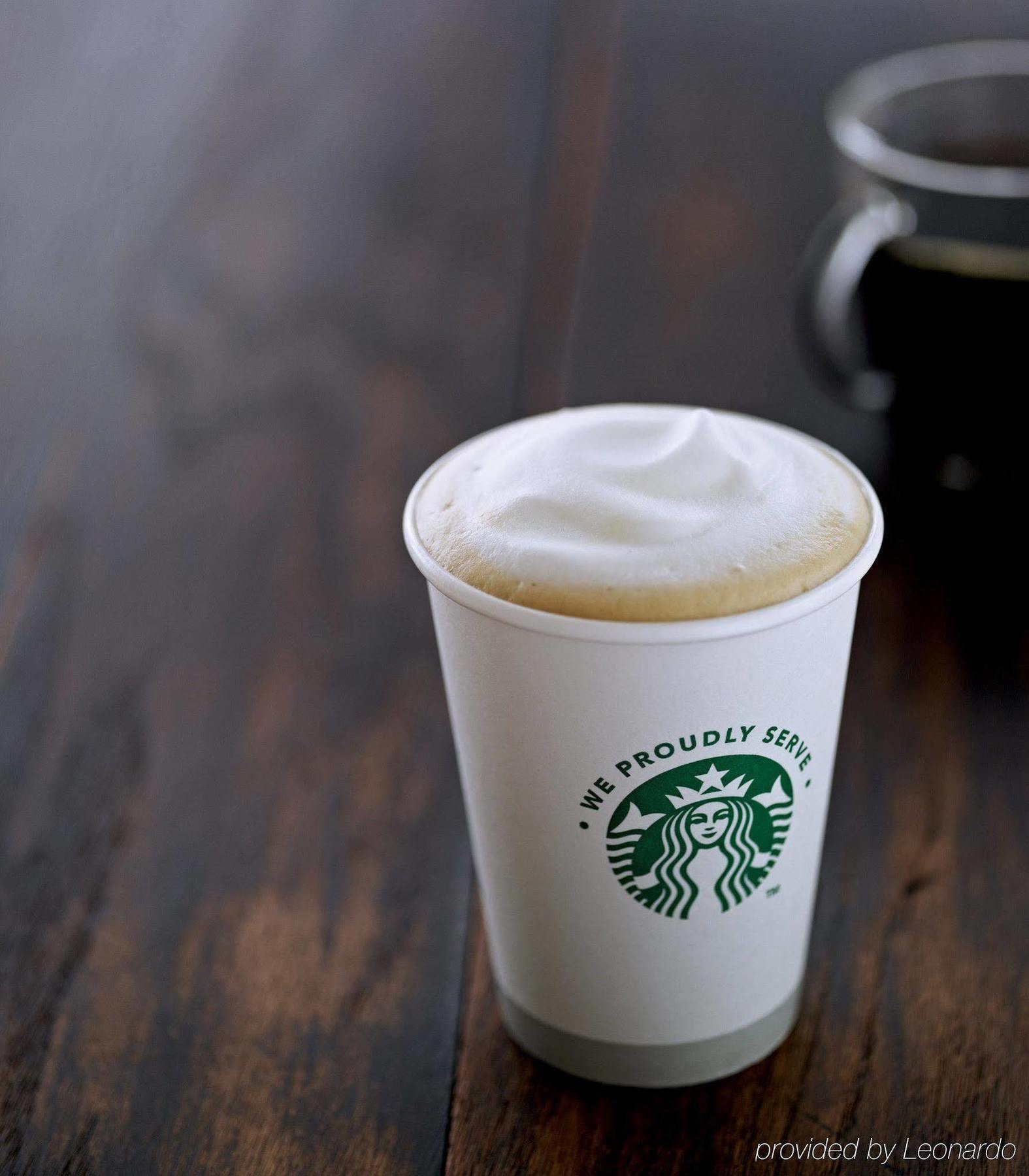 ホテル コートヤード セント ピーターズバーグ クリアウォーター エクステリア 写真